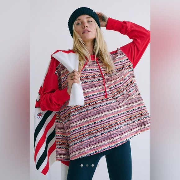 Free People Movement Hot Shot Printed Hooded Layer in Nordic Red Ridge Motif - Picture 2 of 9